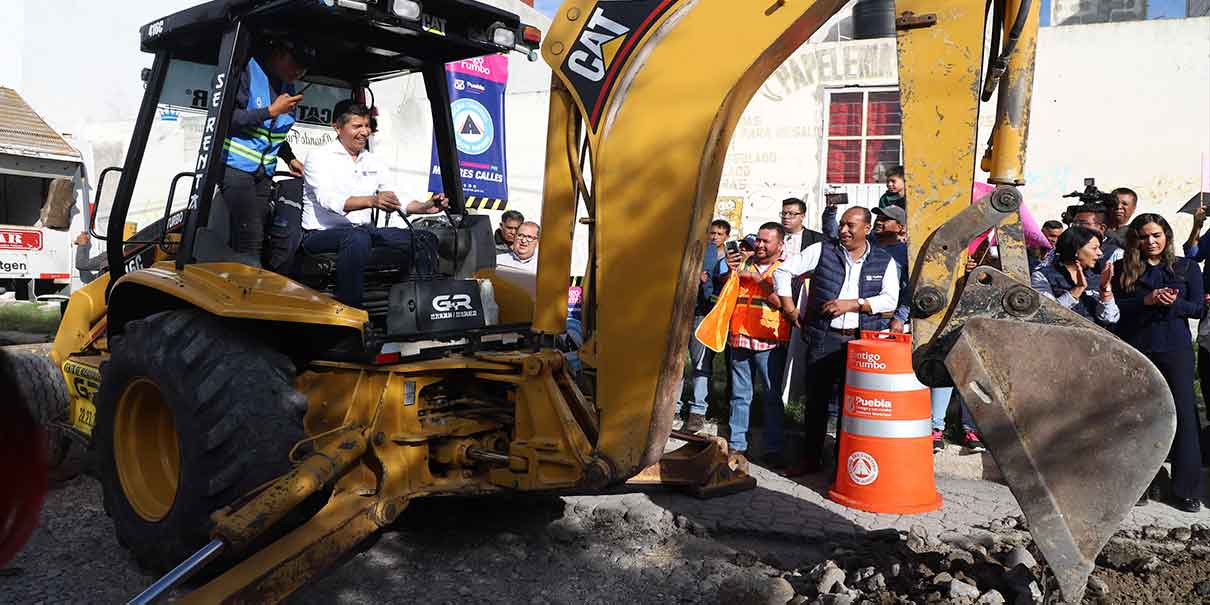 Arranca obra de pavimentación con concreto hidráulico en vialidad de San Francisco Totimehuacán