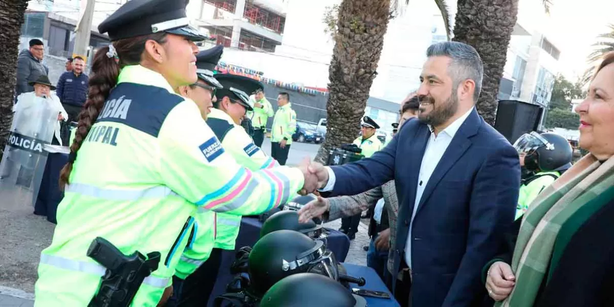 Ayuntamiento de Puebla entregó más equipo policial
