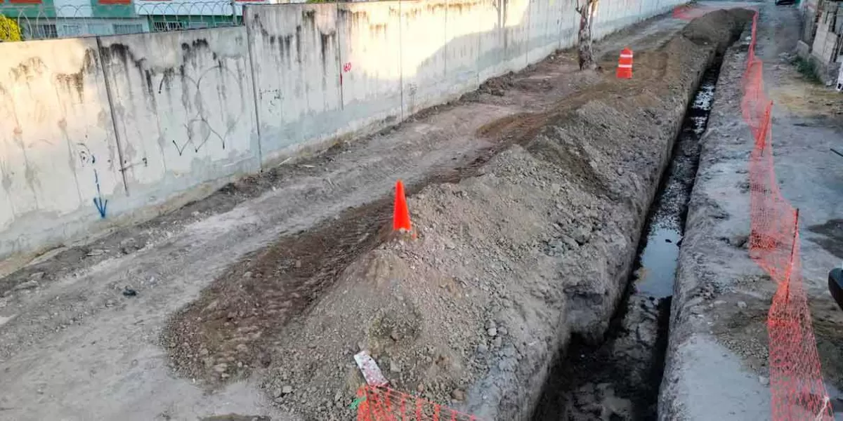 Autoridades comprobaron avances de obra en San José Chapulco 