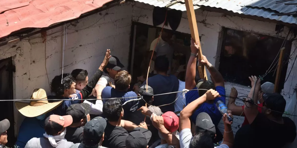 Muere linchada mujer señalada del asesinato de Camila en Taxco