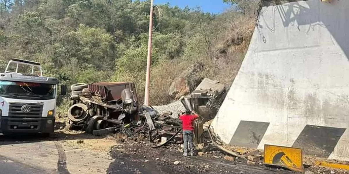 Accidente en las Cumbres de Maltrata provoca INTENSO TRÁFICO en la Acatzingo-Cd Mendoza