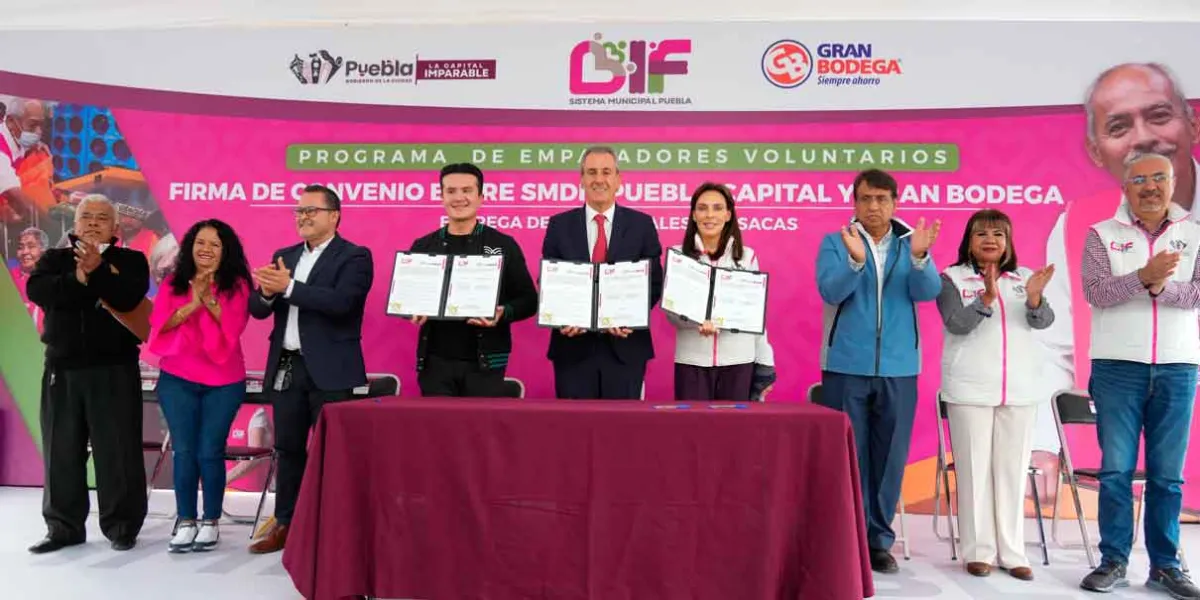 Firman convenio de colaboración SMDIF y la Gran Bodega para reforzar el programa de “Empacadores Voluntarios”
