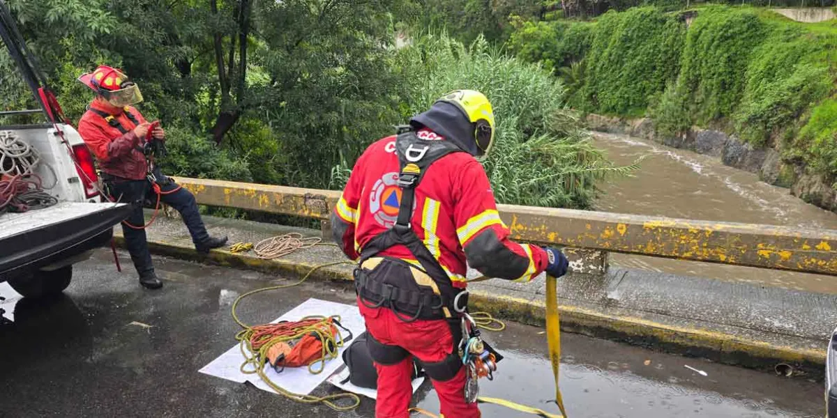Hallan cuerpos de tres hombres en Coronango y un cadáver flota en el río Alseseca en Puebla