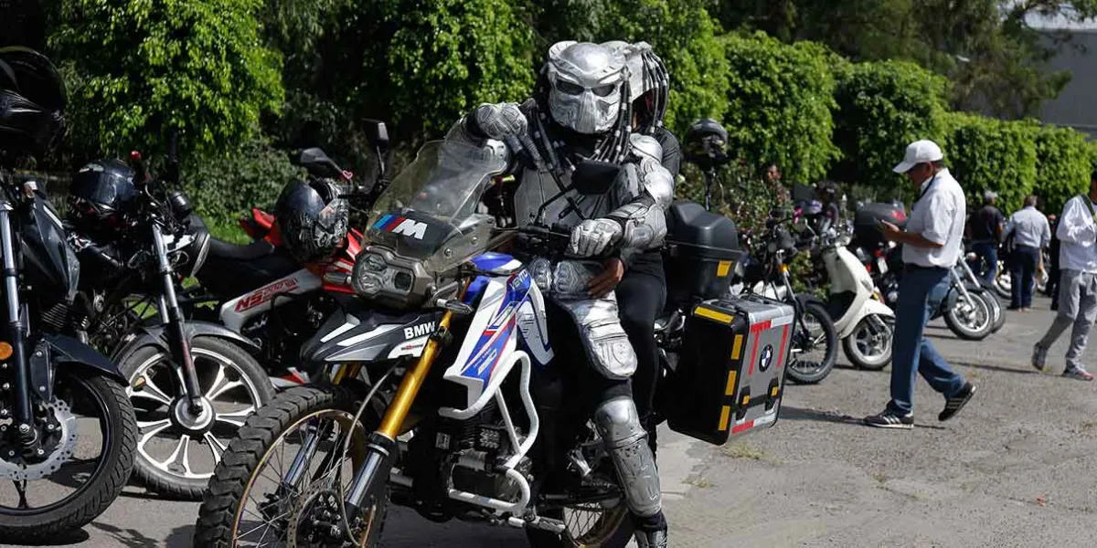 Motociclistas en Puebla rechazan Ley Casco y buscan frenar su aprobación