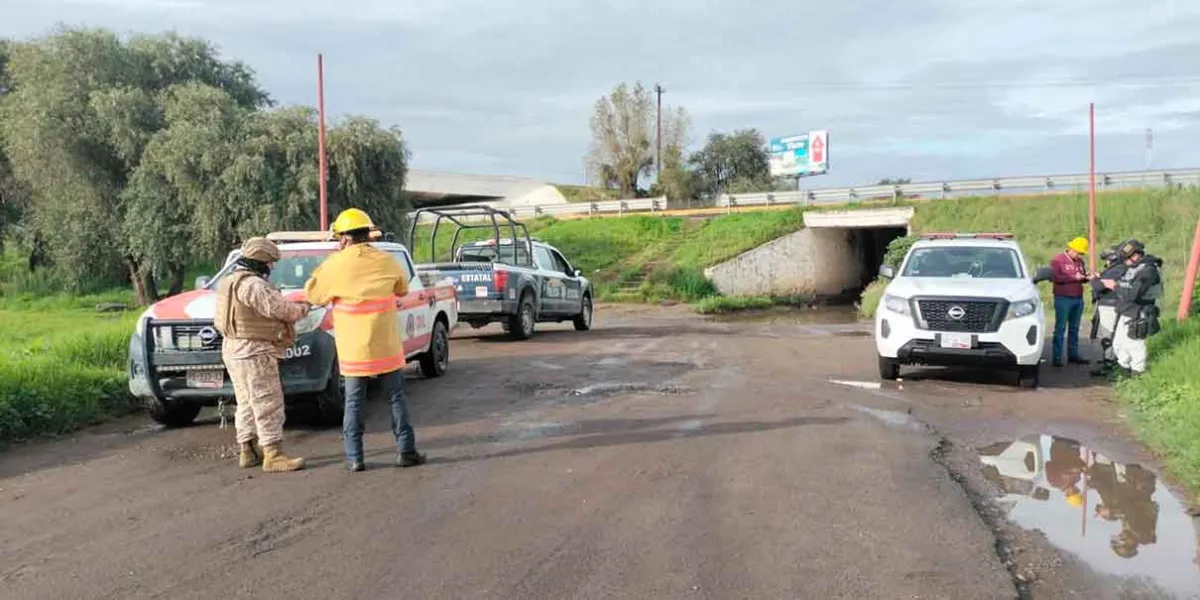  Fuga de gas por toma clandestina provoca desalojo de familias en límites entre Tlaxcala y Huejotzingo