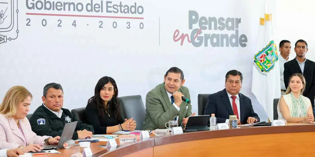 Escuadrón de Maquinaria rehabilita el equivalente a 300 calles para seguridad y bienestar de poblanos