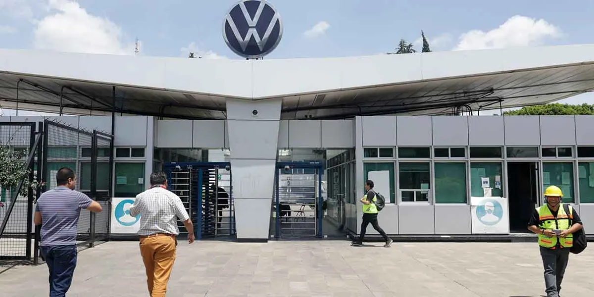 Volkswagen Puebla anuncia paro escalonado de producción en agosto y septiembre por presión arancelaria