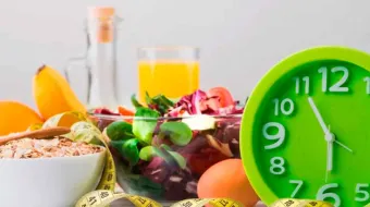 Retomar hábitos saludables: cómo evitar la trampa del "lunes de compensación"