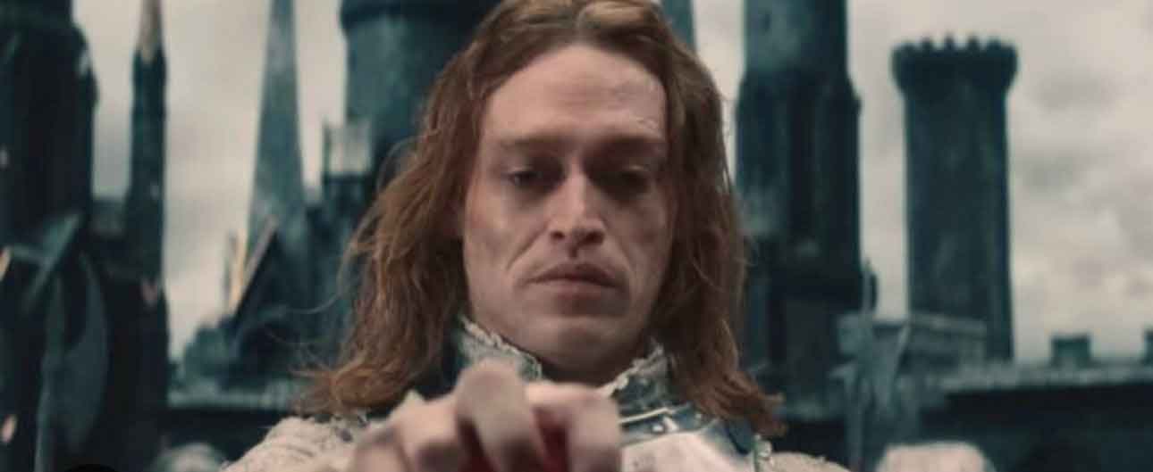“Drácula” regresa al cine con Luc Besson, Caleb Landry Jones y Christoph Waltz