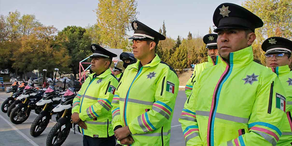 2 mil 600 policías de Puebla capital recibieron uniformes y equipamiento