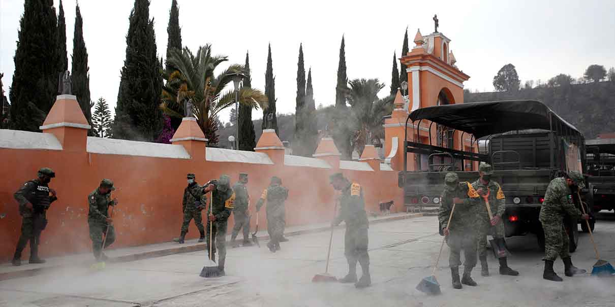 AMLO pide a los poblanos no alarmarse por la actividad volcánica de Don Goyo