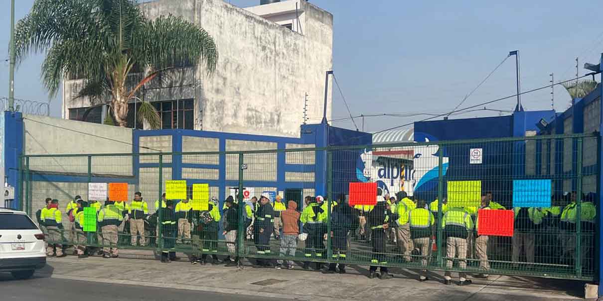 Hartos de abusos laborales, trabajadores paran labores en Alpura