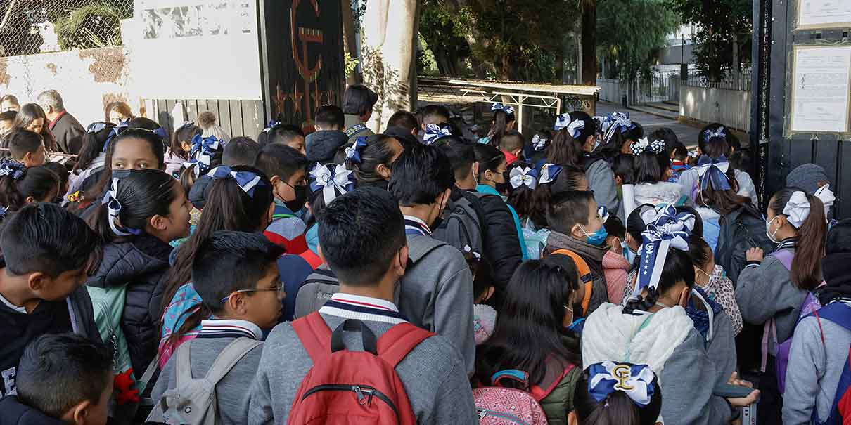 Volvieron a clases un millón 366 mil 356 alumnos del nivel básico en Puebla