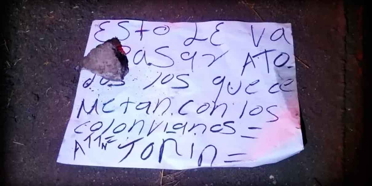 Apareció encobijado con mensaje de “El Toñín” en Tecamachalco