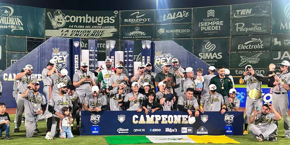 Apoteósico recibimiento a los Pericos de Puebla campeones