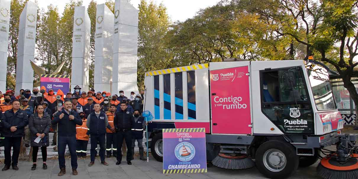 Arrancó limpieza de más de 2 kilómetros del bulevar 5 de Mayo