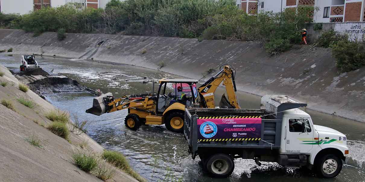 Para evitar inundaciones y ganarle a las lluvias inicia la limpieza de barrancas en la capital