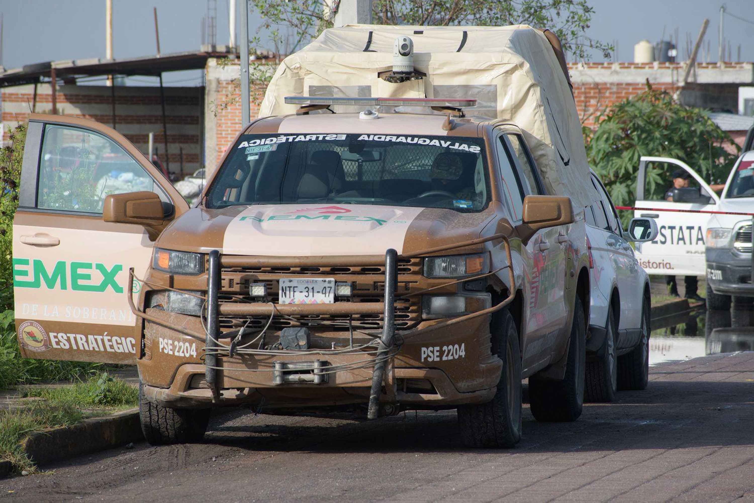 Atrapan a huachicoleros en Coronango; retienen tres pipas
