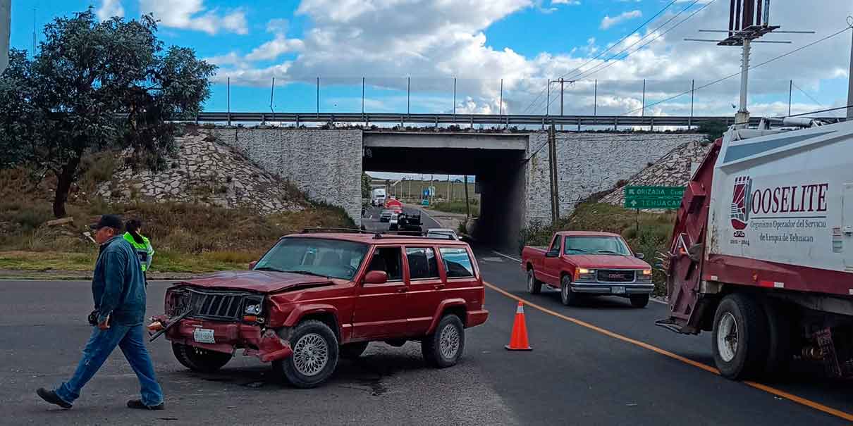 Coche contra camioneta en la carretera Azumbilla-El Seco; hubo una mujer lesionada