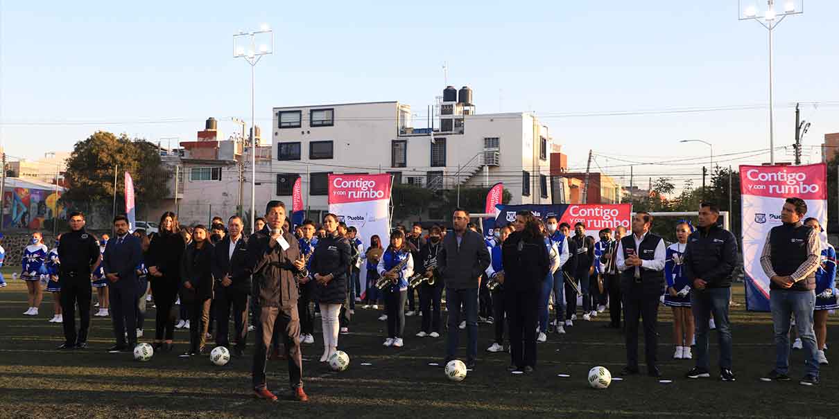 Convocó Ayuntamiento de Puebla a torneos futboleros en secundarias y prepas