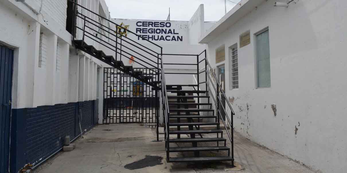 Dejan a reos de Tehuacán sin televisión, celulares, música y armas tras operativo