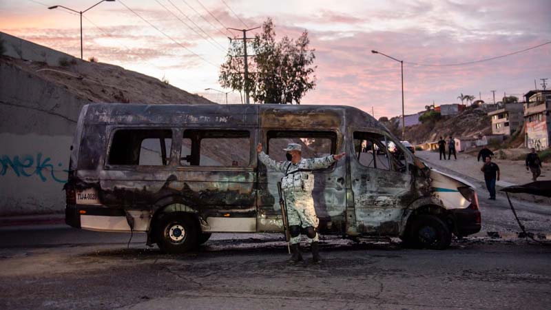EU emite alerta de viaje por terrorismo y violencia en 30 estados de México