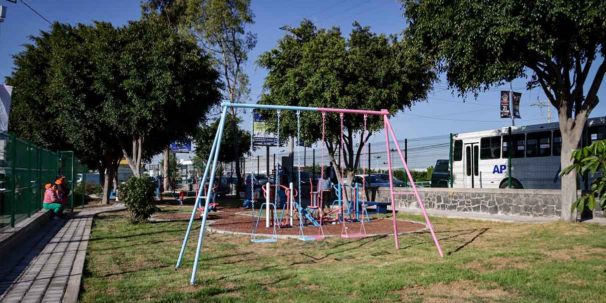 Eduardo Rivera entregó una Cancha de Pádel más en la capital