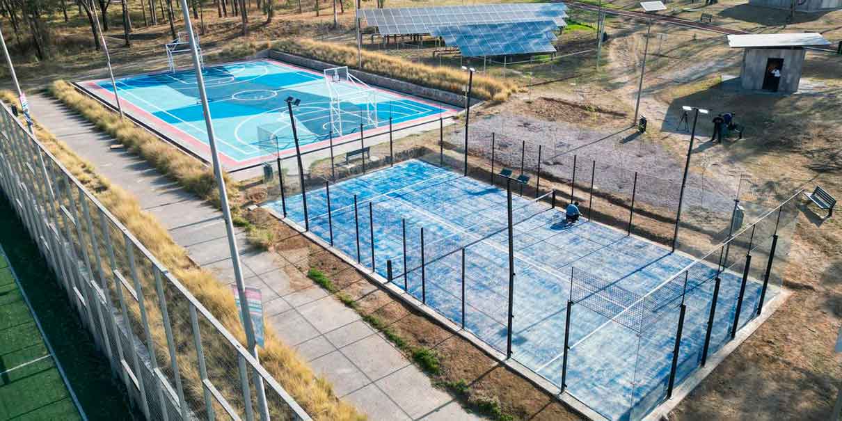 Lista para el torneo la Cancha de Pádel en el Parque de Amalucan