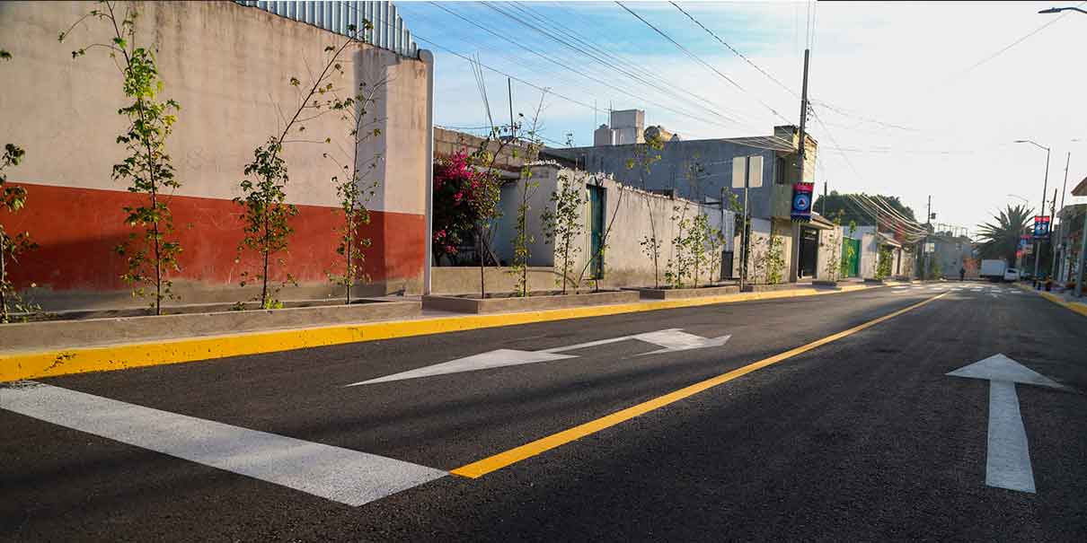 Entregan obras de rehabilitación en la calle 103 A Oriente en Loma Bella