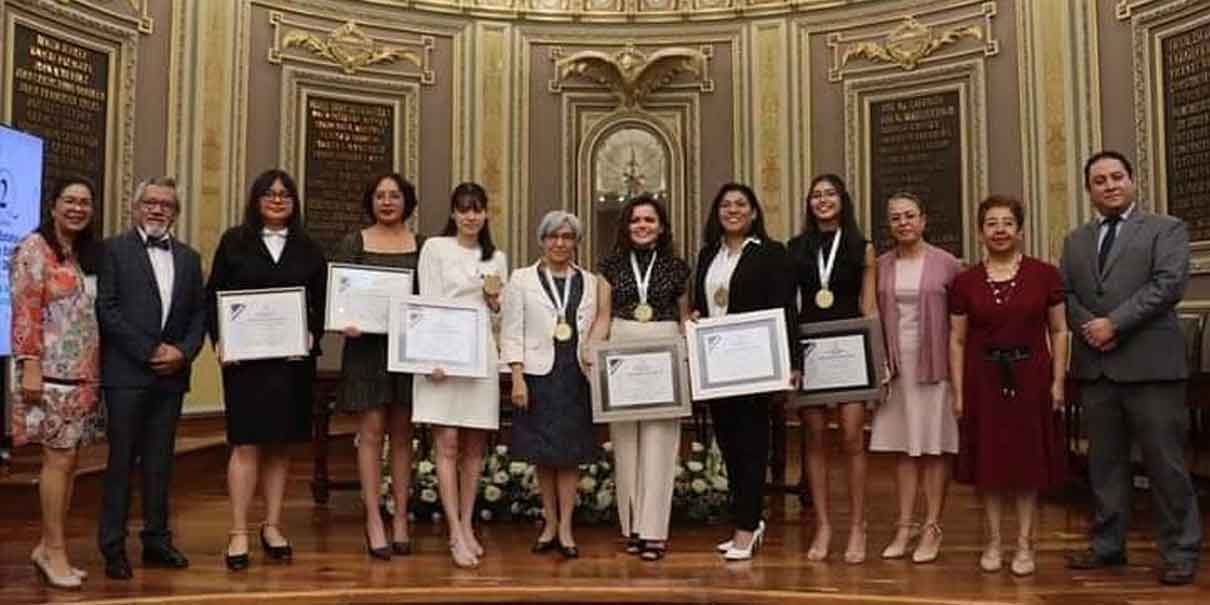 Alumna de Medicina de la BUAP ganó el premio al Mérito de la Estudiante STEM 2023