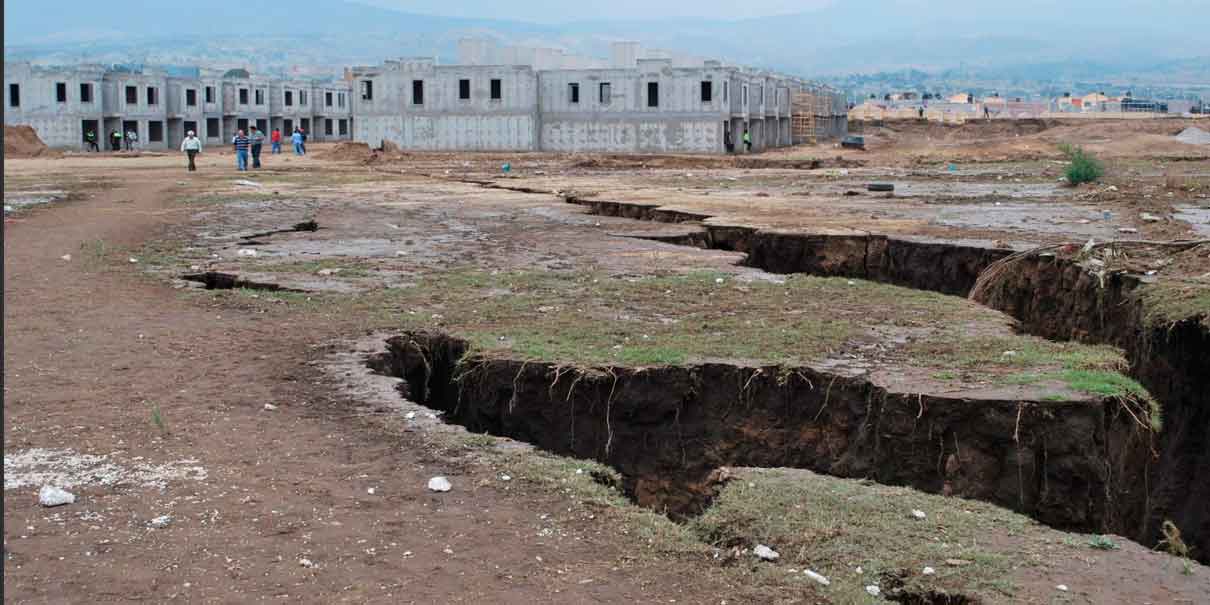 Falla geológica hunde a Chalco y pone en riesgo a miles de vecinos