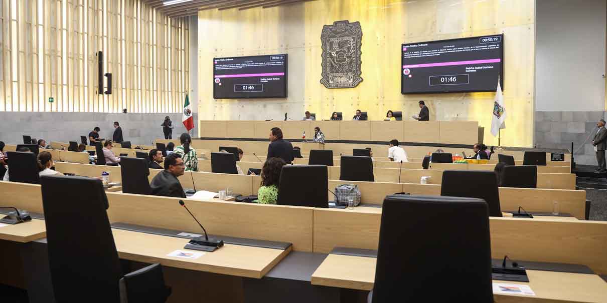 Ingresan al Congreso revocación del edil de San Andrés Calpan