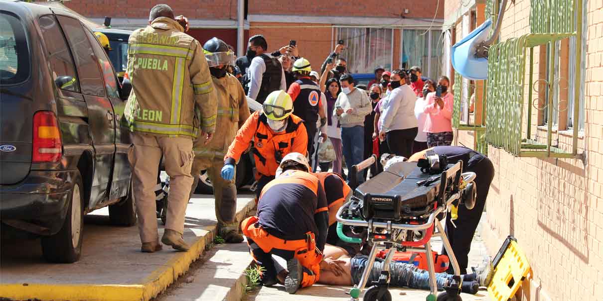 Fracasó intento de salvamento y hombre cayó de edificio de San Bartolo