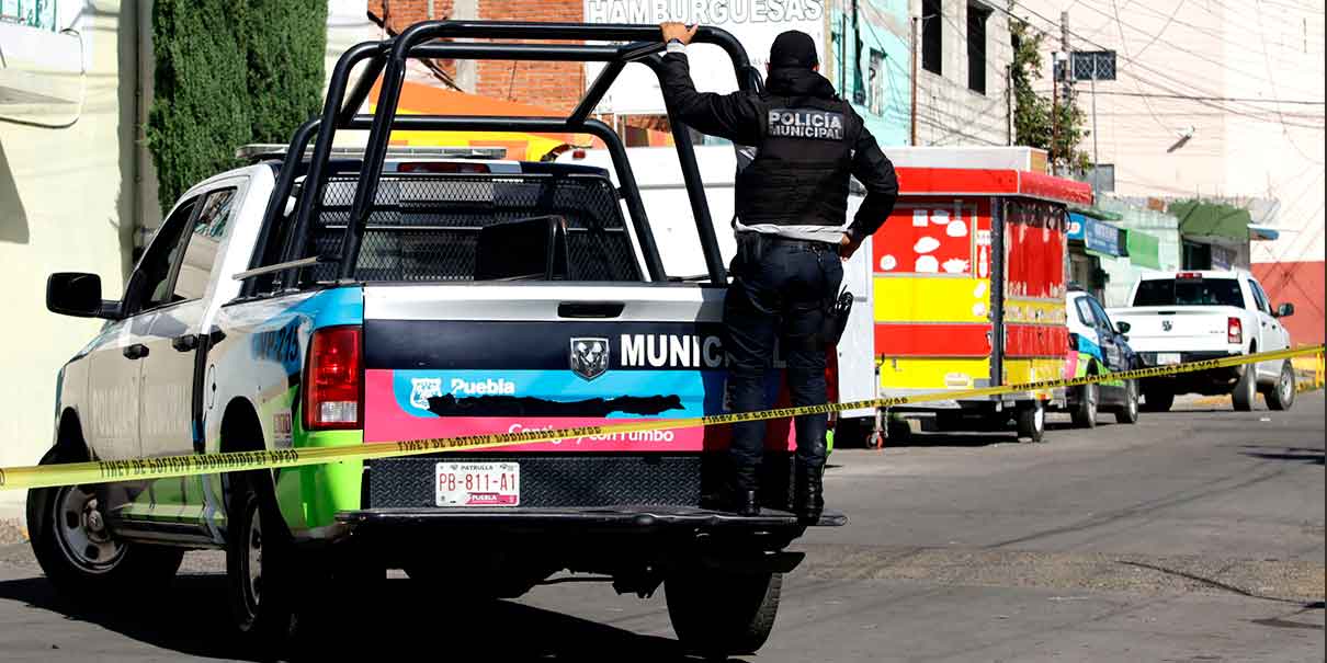 Hombre mat4 a cuchilladas a su pareja en la colonia 10 de Mayo en Puebla