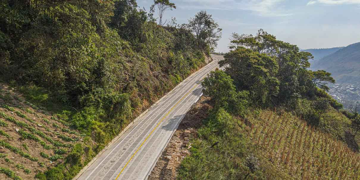 Inauguran en Puebla la primera Carretera Artesanal Cuacuila-Xaltepec, en Huauchinango