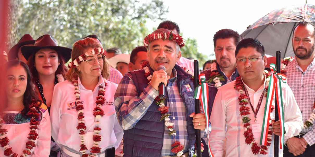 Inauguran en Puebla la primera Carretera Artesanal Cuacuila-Xaltepec, en Huauchinango
