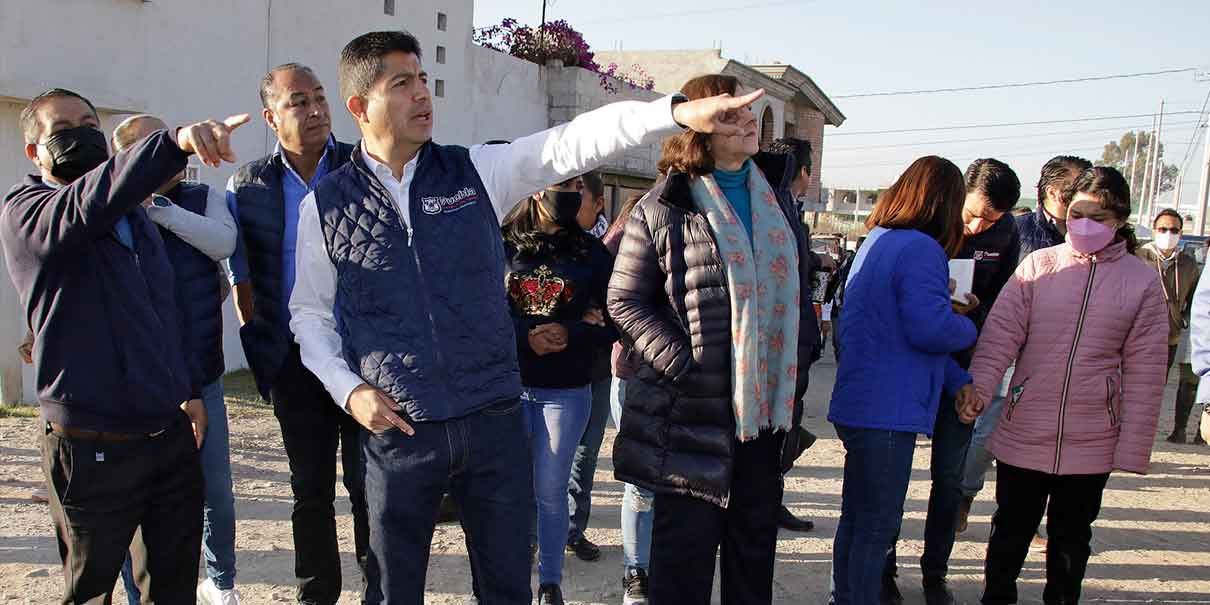 Llevan energía eléctrica a las colonias La Luna y San Miguel Guadalupe, de San Andrés Azumiatla