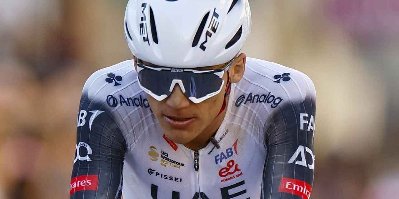 México celebra: Isaac del Toro gana su primera gran vuelta en Europa