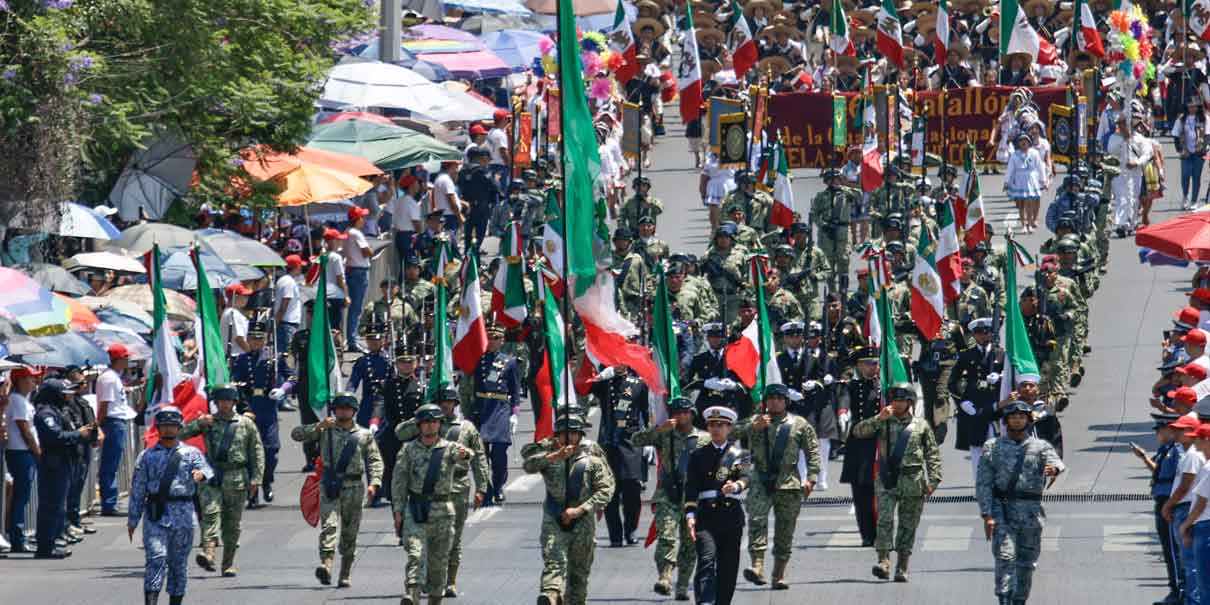 Miles de personas abarrotaron y disfrutaron la fiesta cívica por la Batalla de Puebla