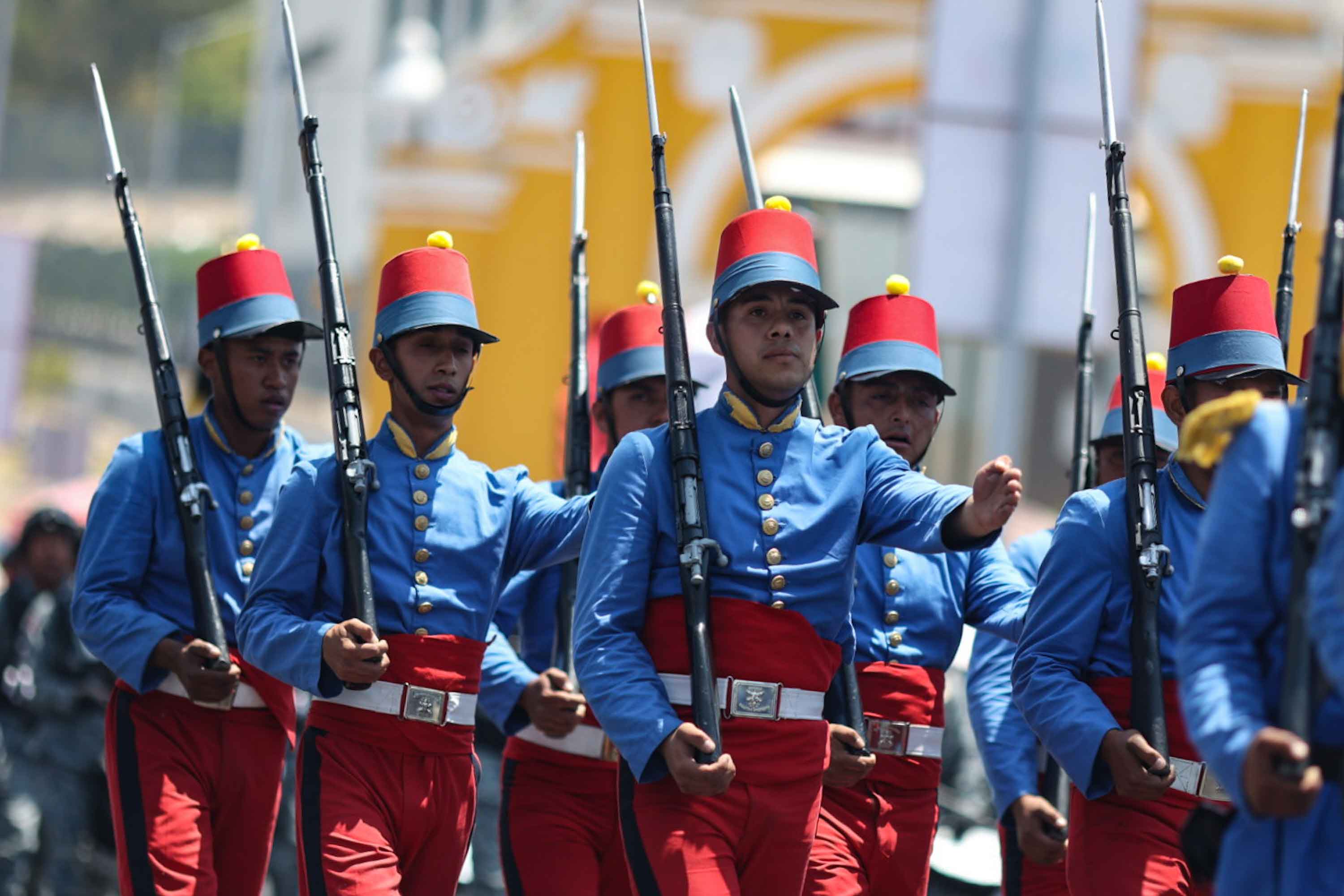 Miles de personas abarrotaron y disfrutaron la fiesta cívica por la Batalla de Puebla