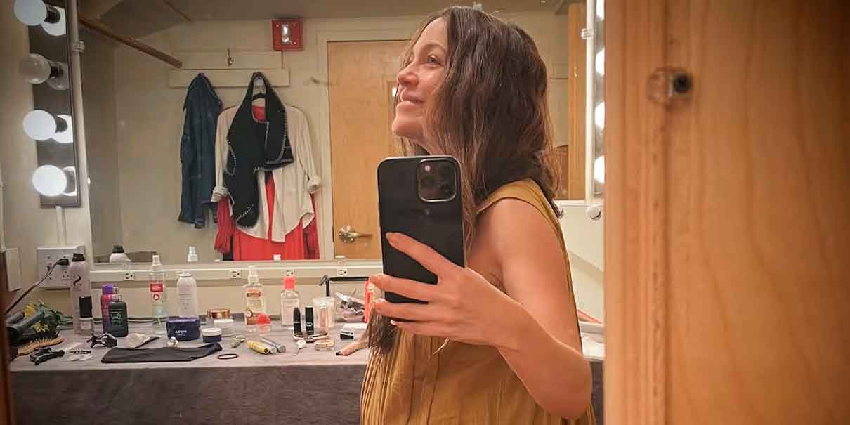 “Cinco meses y seguimos de gira”: Lafourcade comparte su embarazo