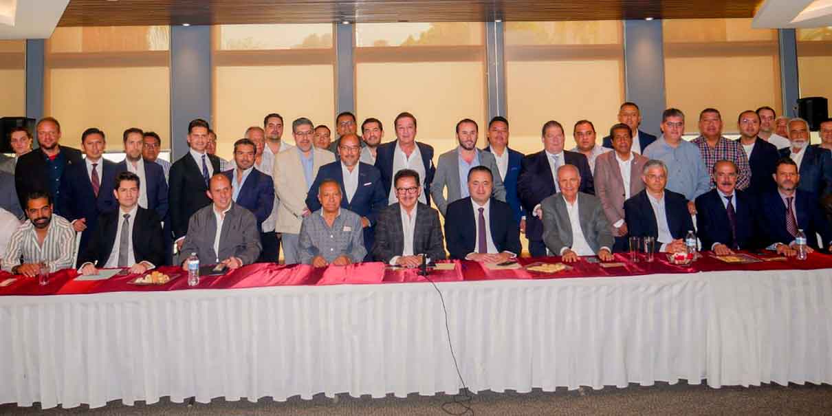 Construyamos un proyecto venturoso y viable para Puebla: Nacho Mier