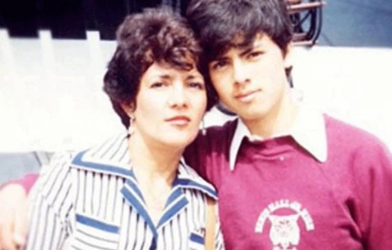 madre de EPN