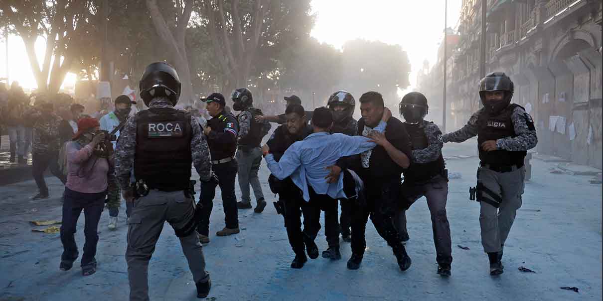 Policías no agredieron a participantes de la marcha del 8M: Adán Domínguez