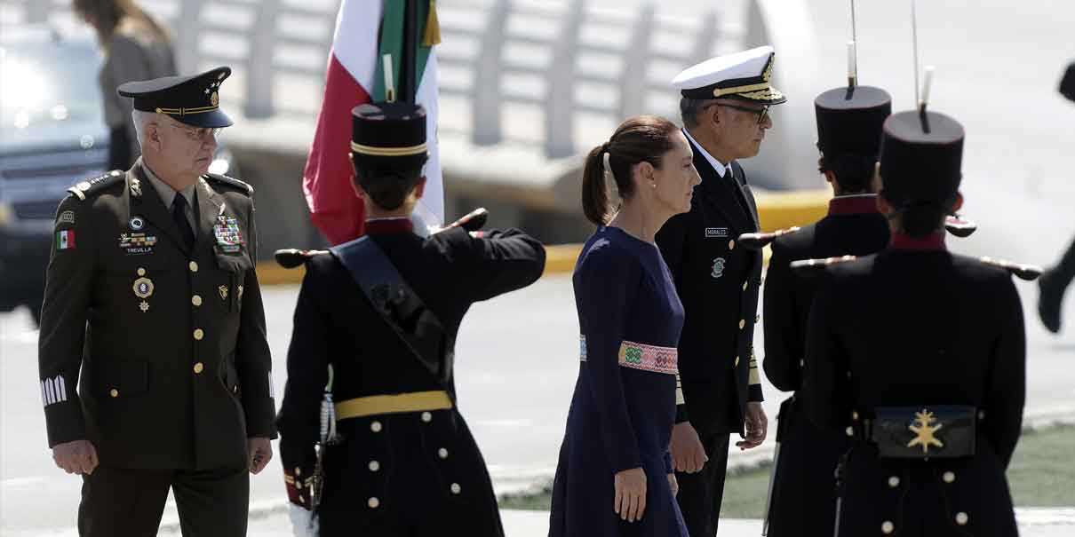 Primer desfile de Sheinbaum en Puebla con el respaldo de la 4T poblana