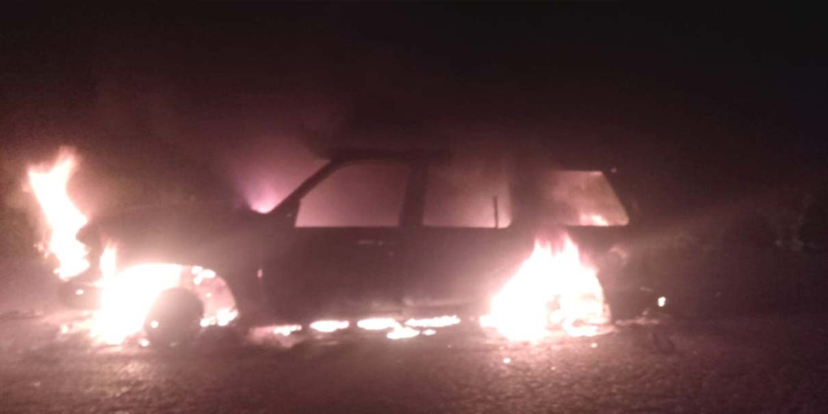 Queman camioneta en la autopista México-Tuxpan