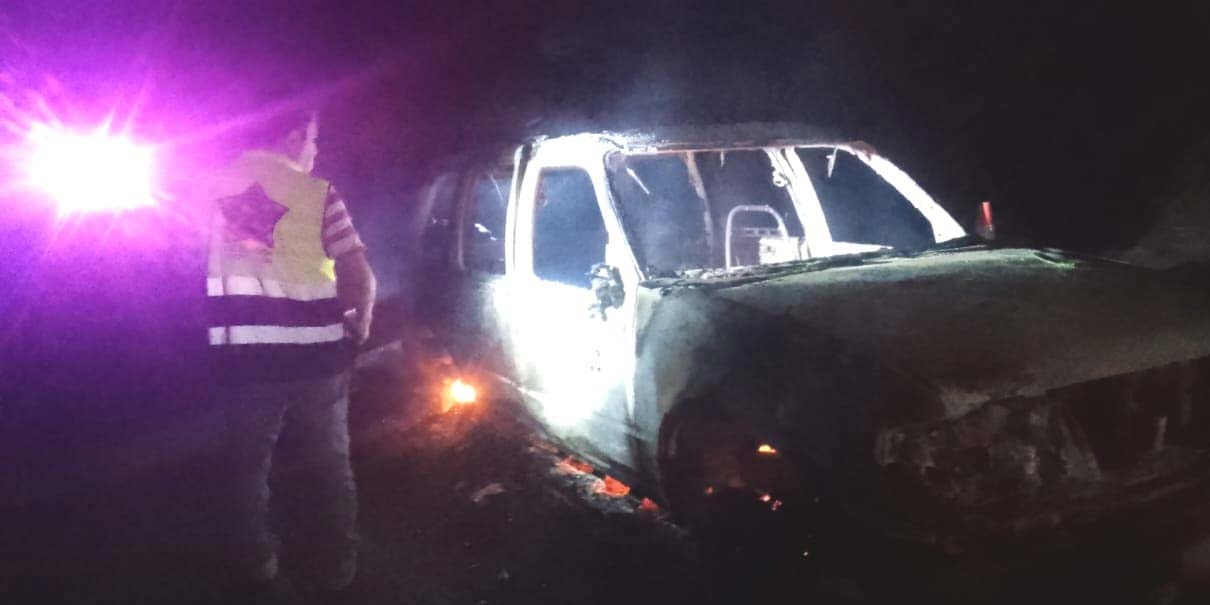 Queman camioneta en la autopista México-Tuxpan