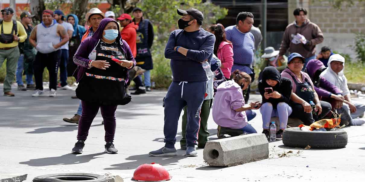 Se enfrentan locatarios vs comerciantes de la 28 de Octubre en la CENTRAL DE ABASTO de Puebla