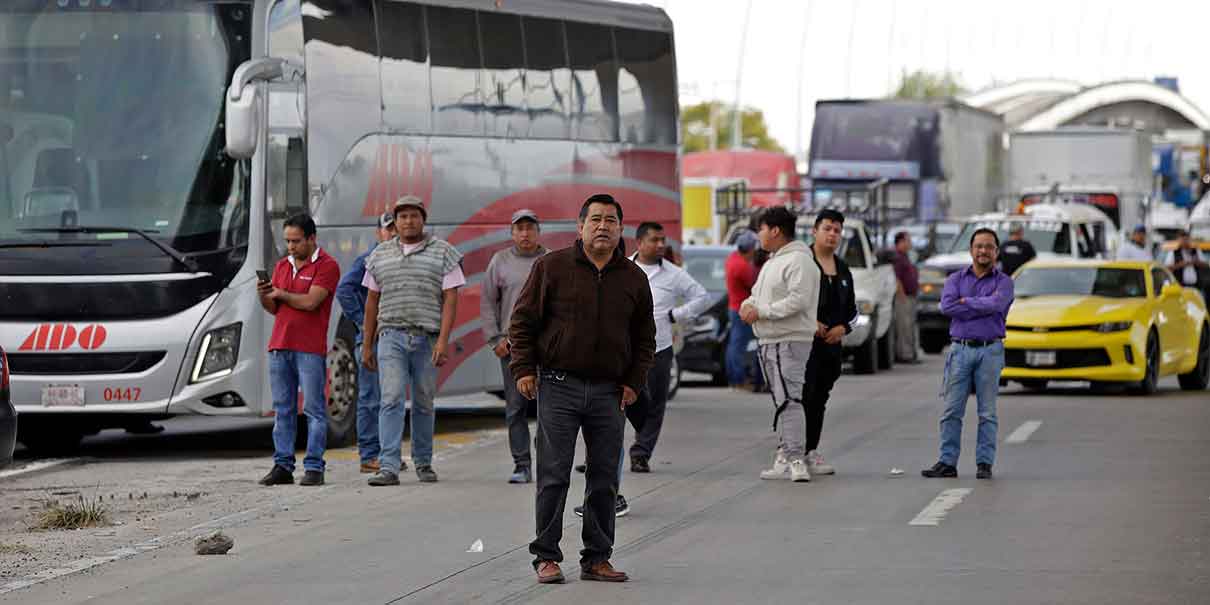 Se enfrentan locatarios vs comerciantes de la 28 de Octubre en la CENTRAL DE ABASTO de Puebla