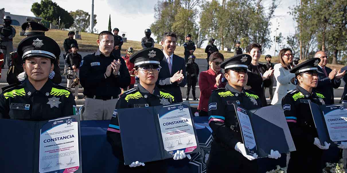 Refuerzan 61 nuevos cadetes a la policía municipal de Puebla